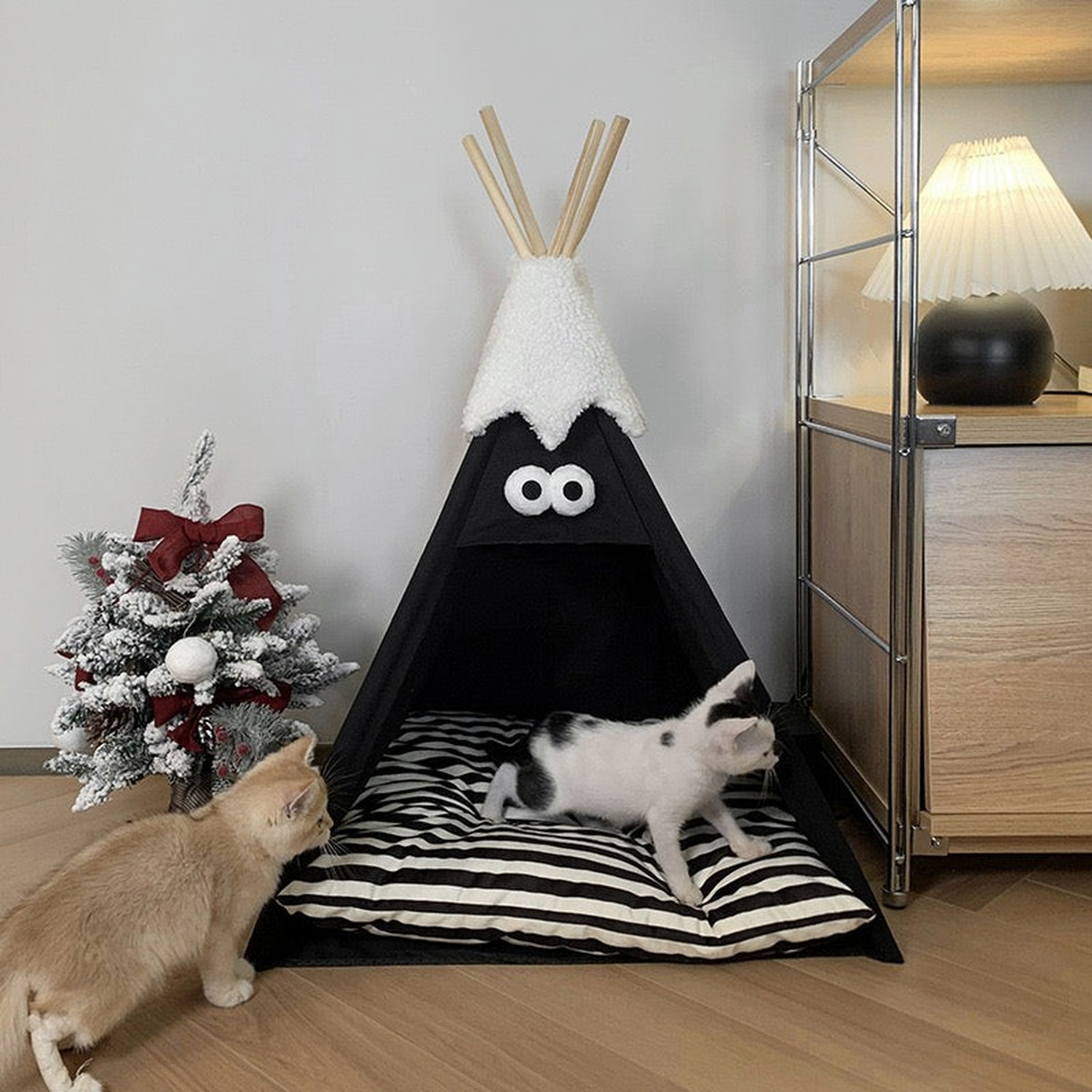 Cozy Tent for Cats and Dogs